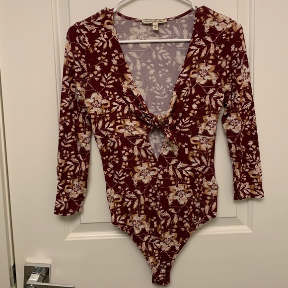Express Tops - Floral Bodysuit
